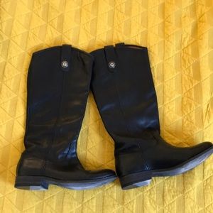 Black leather FRYE riding boots